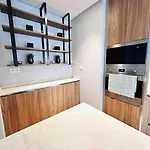 Marques De Pombal Flat A Great Locations Center * Lisbona
