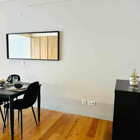 Marques De Pombal Flat A Great Locations Center Apartment Lisbon