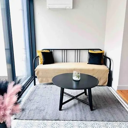 Apartment Marques De Pombal Flat A Great Locations Center Lissabon