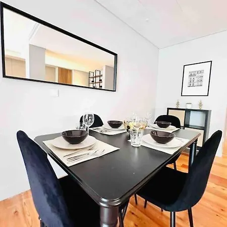 Marques De Pombal Flat A Great Locations Center Apartment Lisbon